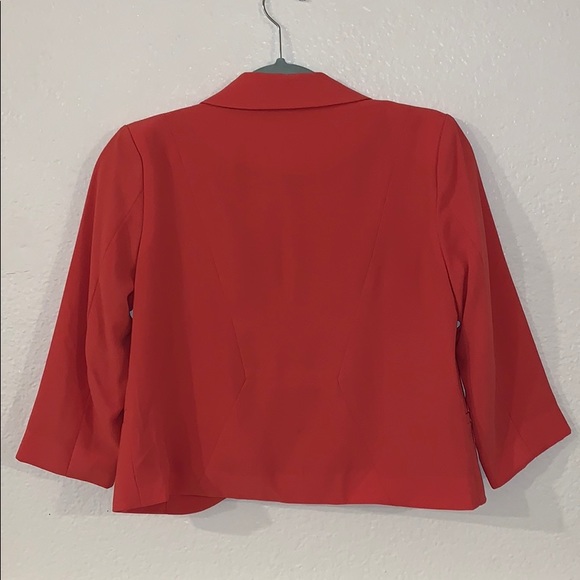 Final Touch Blazer - Picture 2 of 4